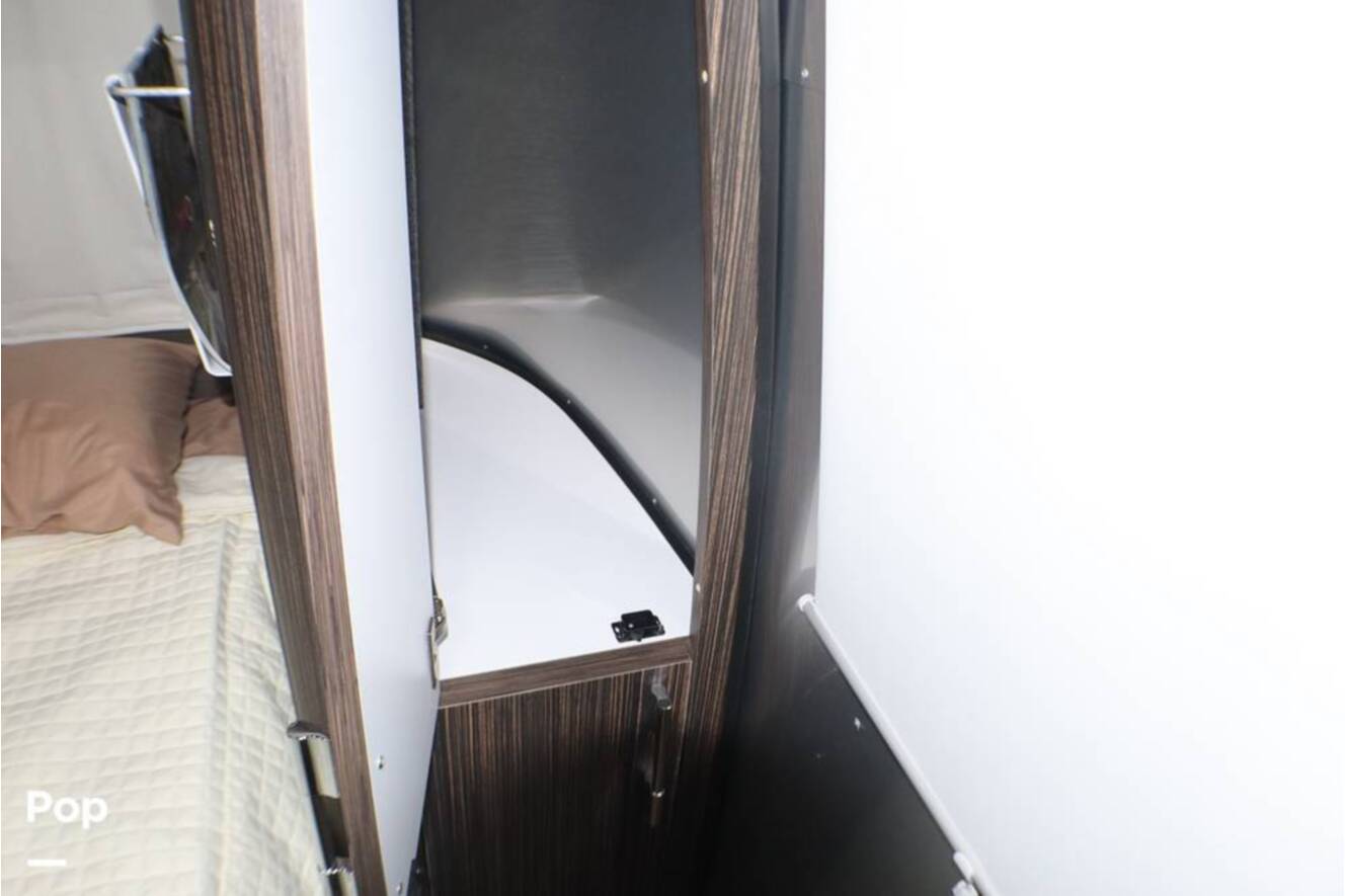 A photo of this 2017 Airstream International Signature 28RB