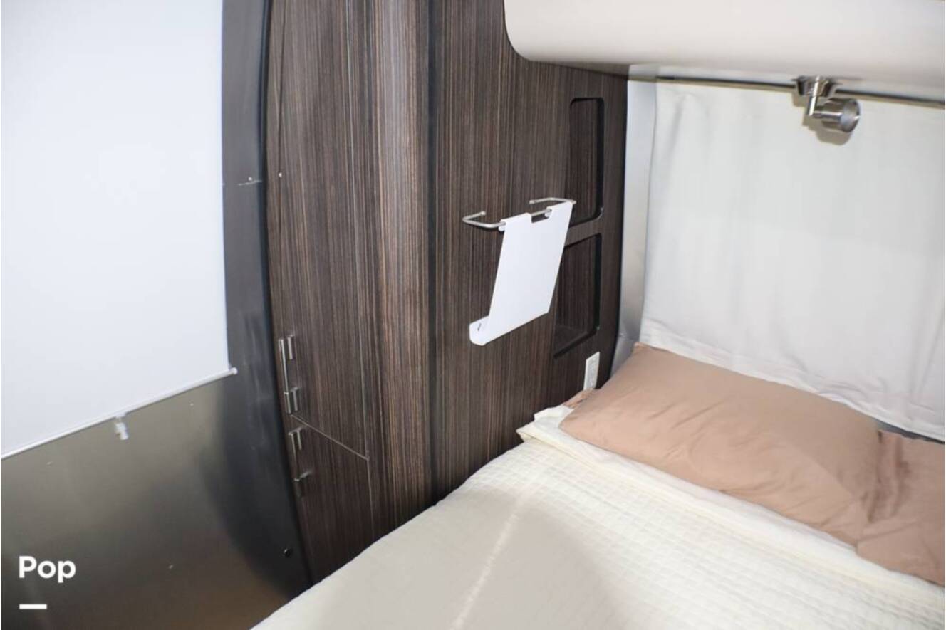 A photo of this 2017 Airstream International Signature 28RB