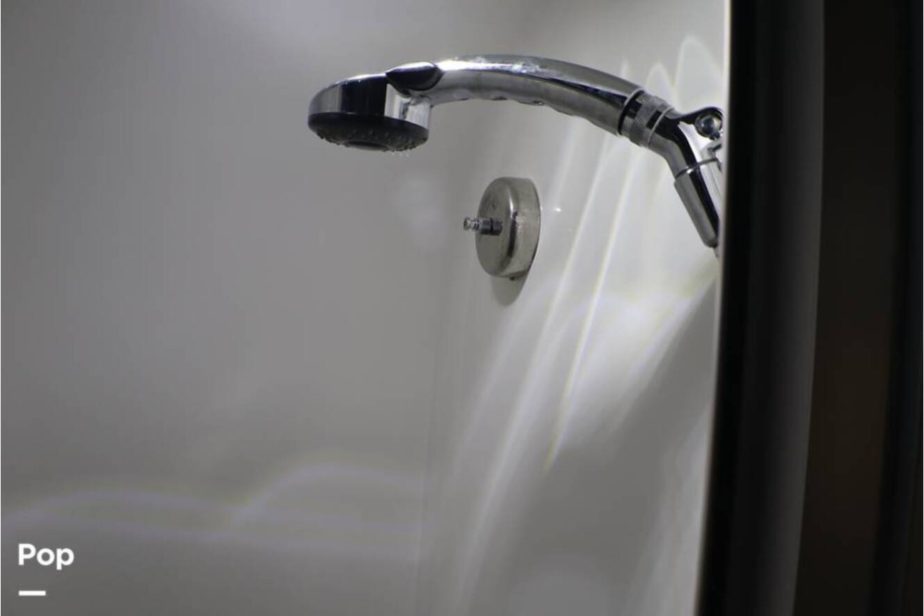 A photo of this 2017 Airstream International Signature 28RB