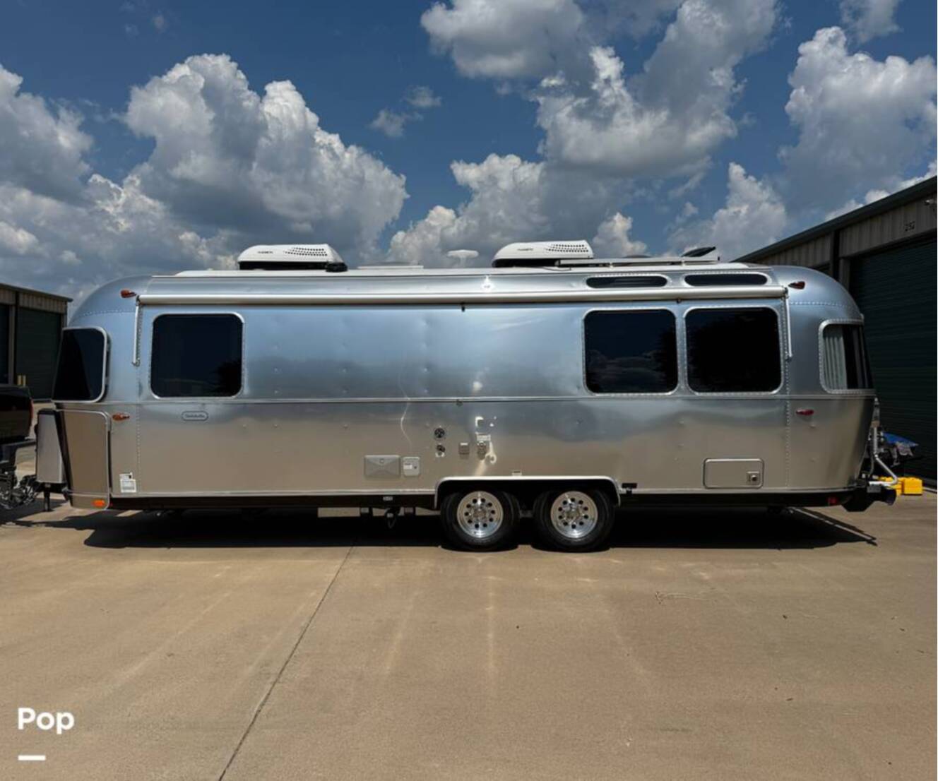 A photo of this 2021 Airstream Globetrotter 27FB