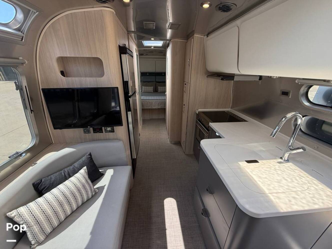 A photo of this 2021 Airstream Globetrotter 27FB