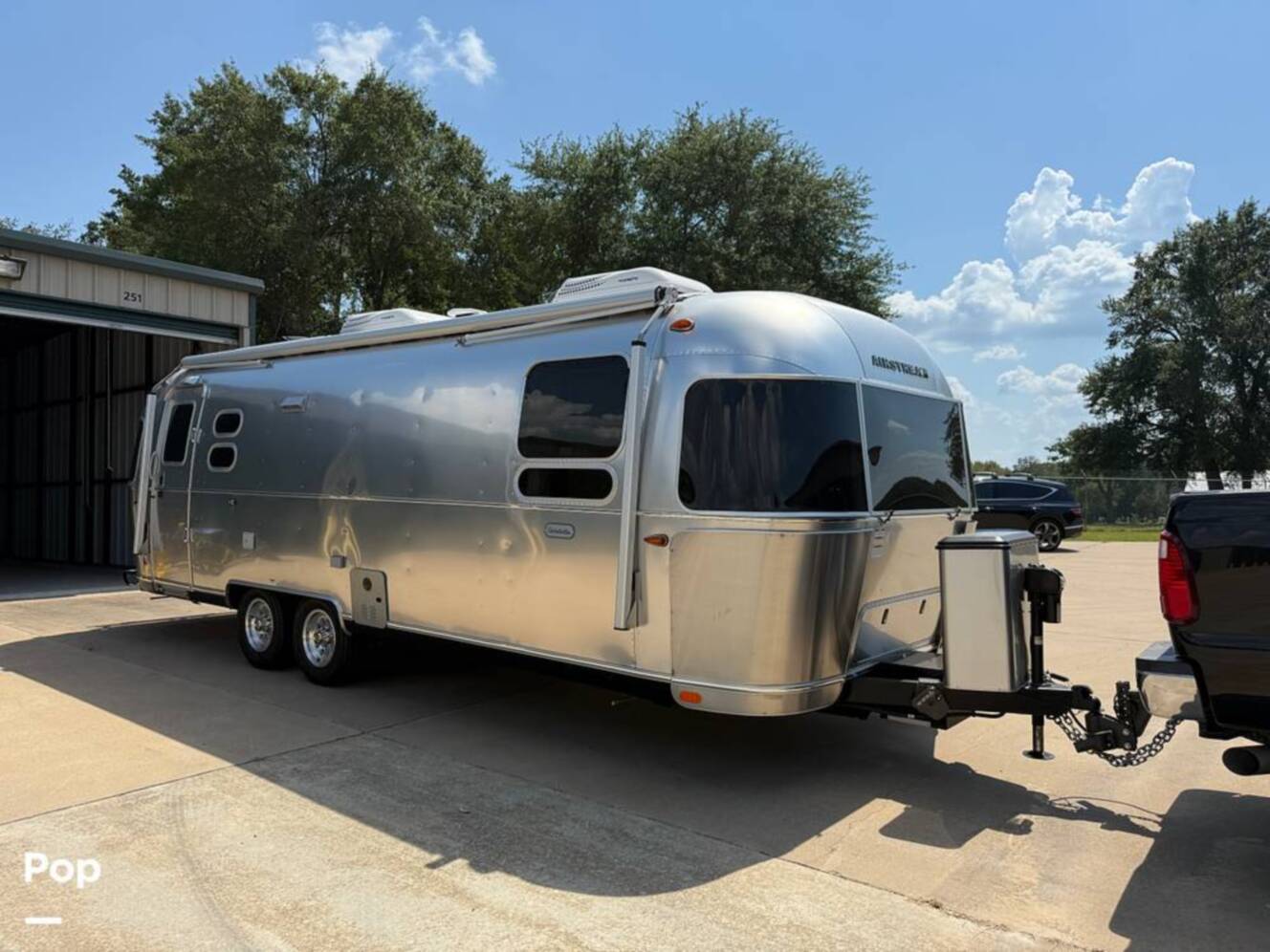 A photo of this 2021 Airstream Globetrotter 27FB