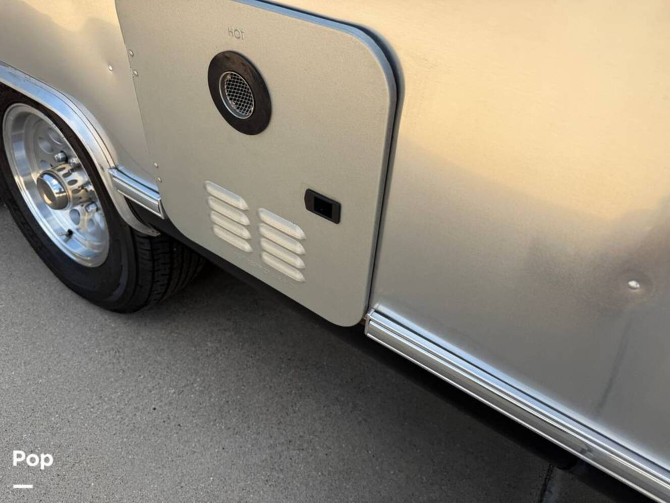 A photo of this 2021 Airstream Globetrotter 27FB