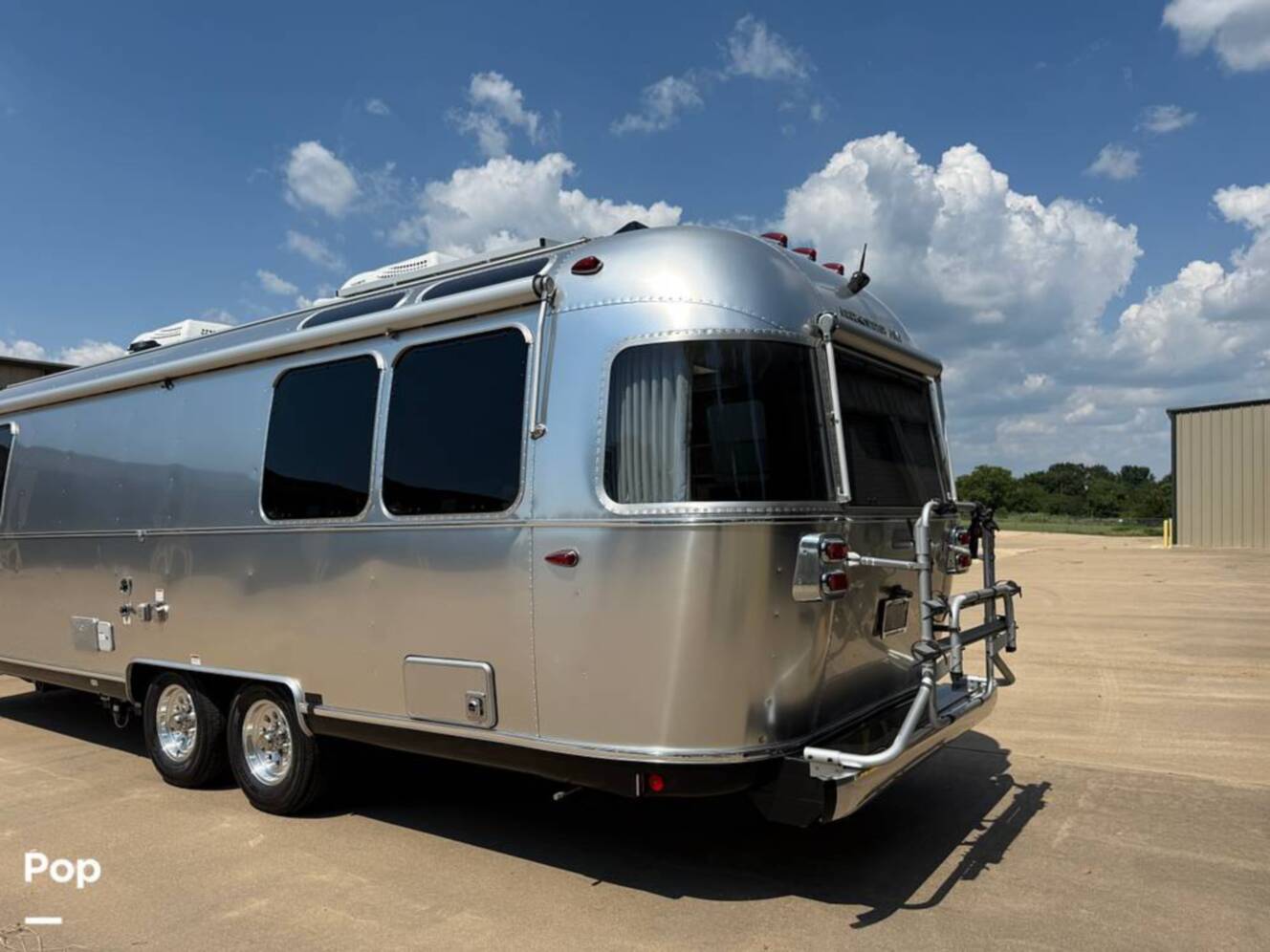 A photo of this 2021 Airstream Globetrotter 27FB