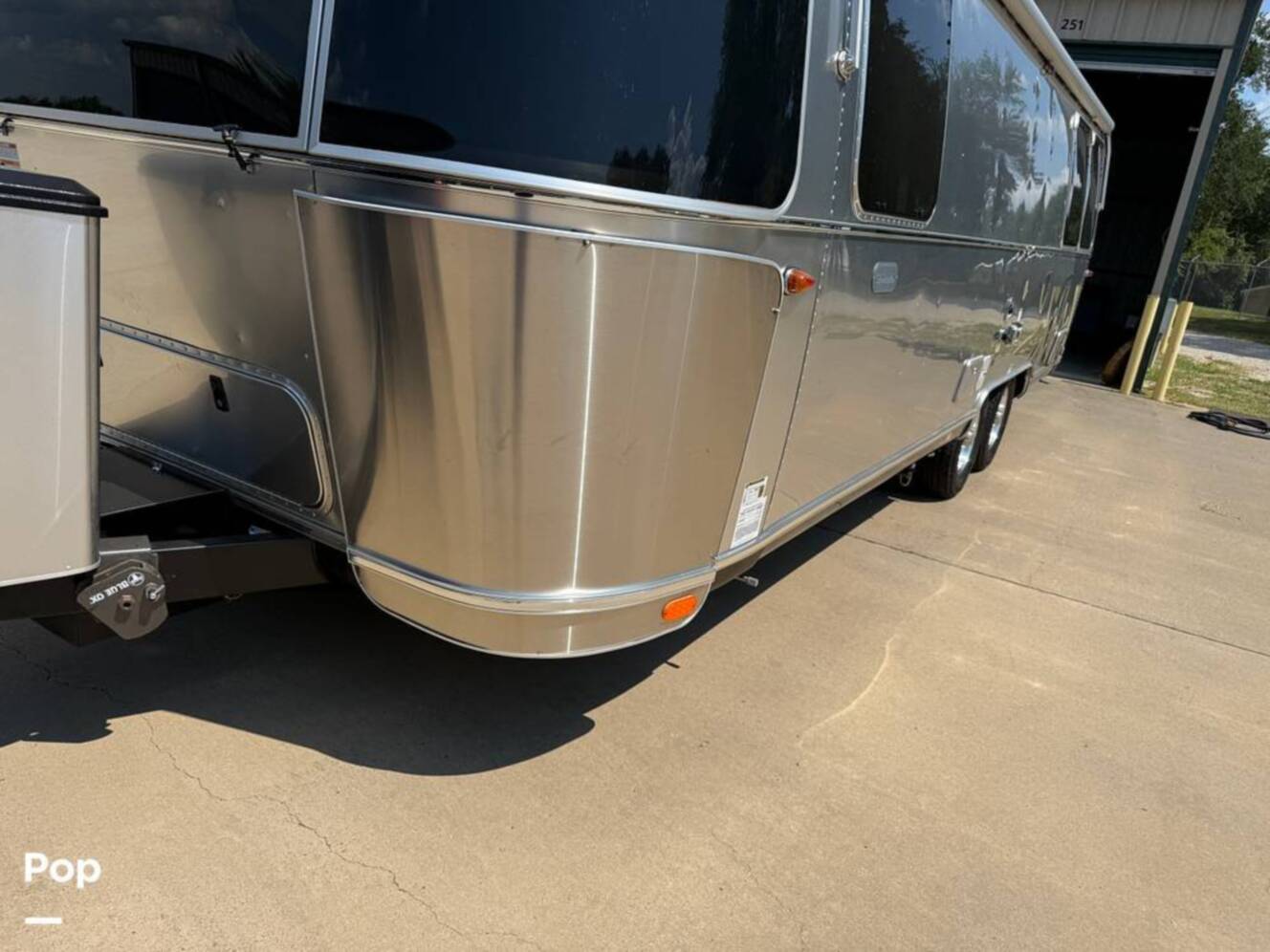 A photo of this 2021 Airstream Globetrotter 27FB