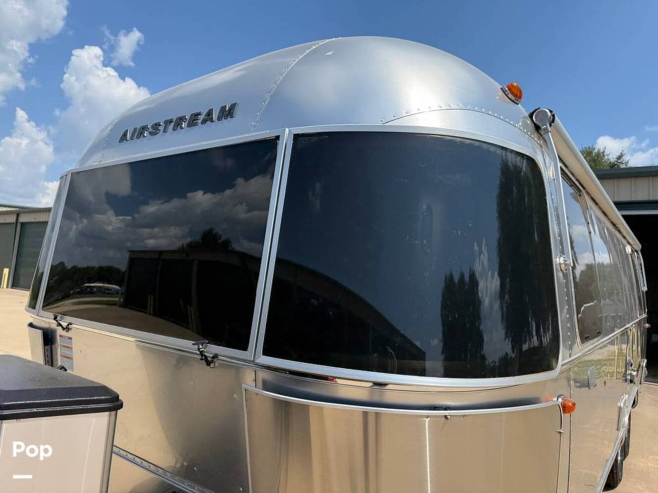 A photo of this 2021 Airstream Globetrotter 27FB