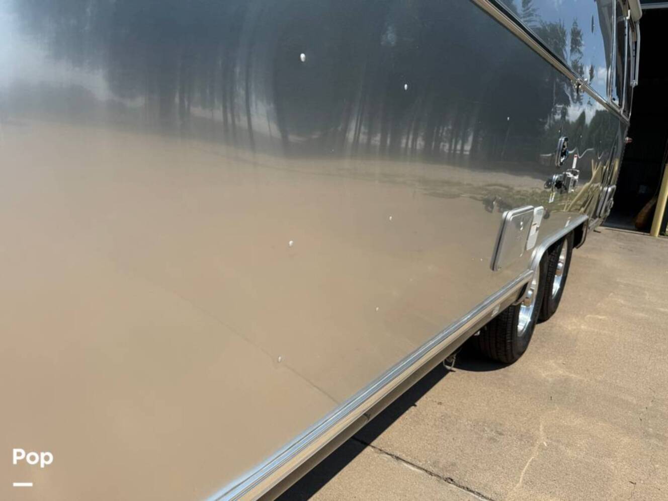 A photo of this 2021 Airstream Globetrotter 27FB