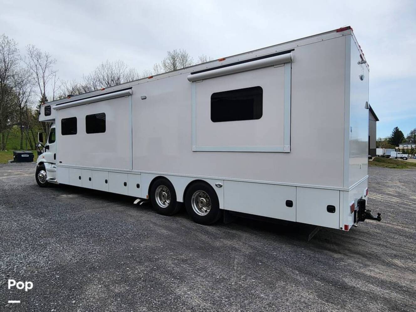 A photo of this 2020 Renegade Classic 45CMB