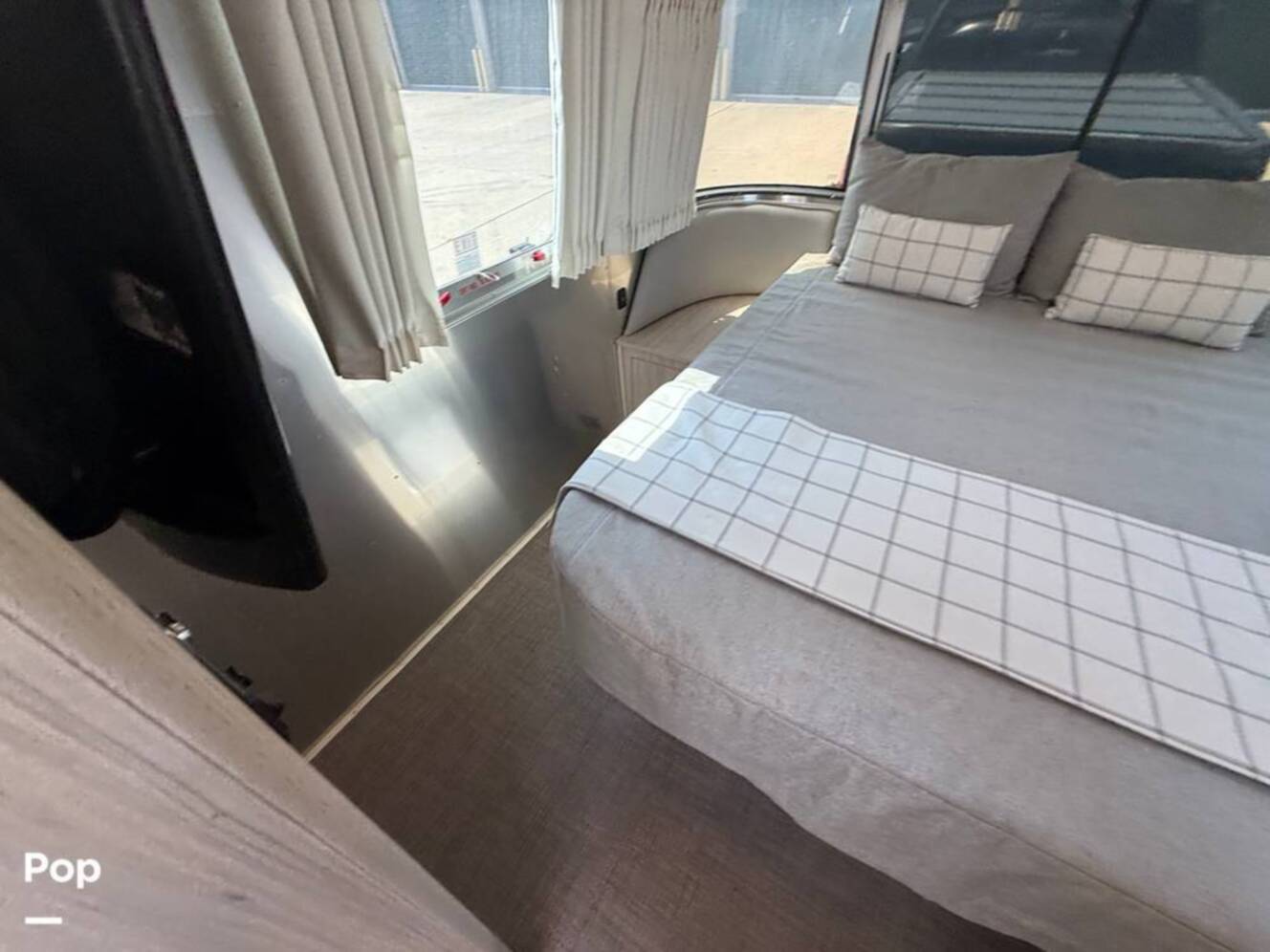 A photo of this 2021 Airstream Globetrotter 27FB