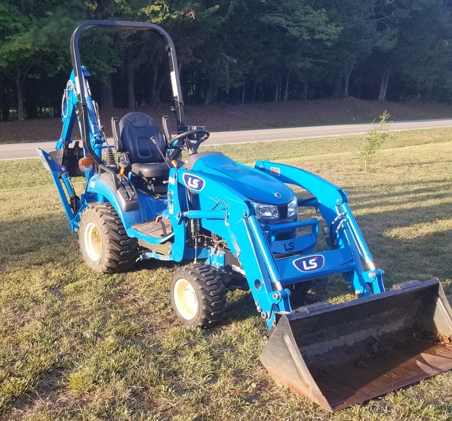 2019 LS TRACTOR MT125 HST in Hillsborough, NC