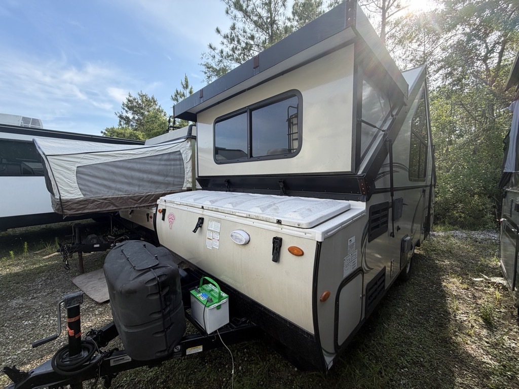 2018 Forest River FLAGSTAFF HARD SIDE T21DMHW in st. augustine FL