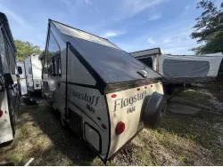 2018 FOREST RIVER FLAGSTAFF HARD SIDE T21DMHW