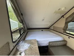 2018 FOREST RIVER FLAGSTAFF HARD SIDE T21DMHW