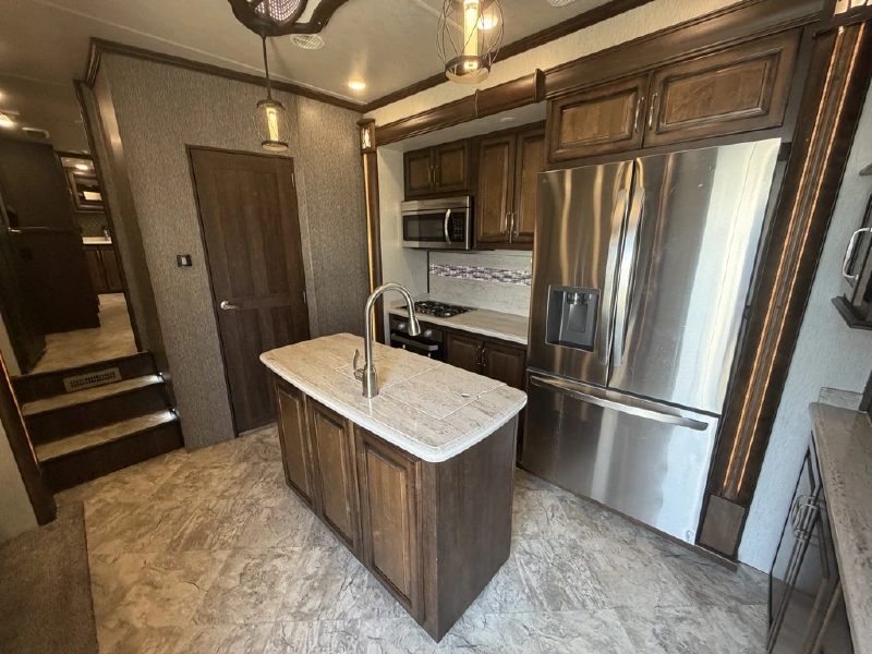 2019 HEARTLAND LANDMARK 365 LM LAFAYETTE