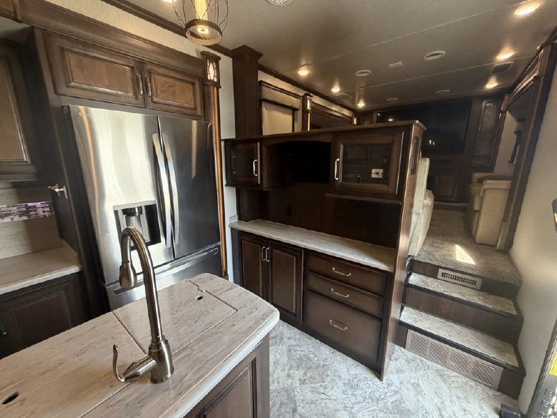 2019 HEARTLAND LANDMARK 365 LM LAFAYETTE