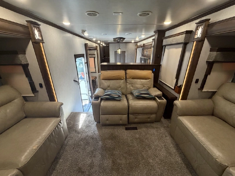 2019 HEARTLAND LANDMARK 365 LM LAFAYETTE