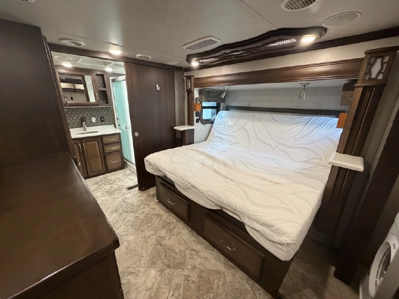 2019 HEARTLAND LANDMARK 365 LM LAFAYETTE