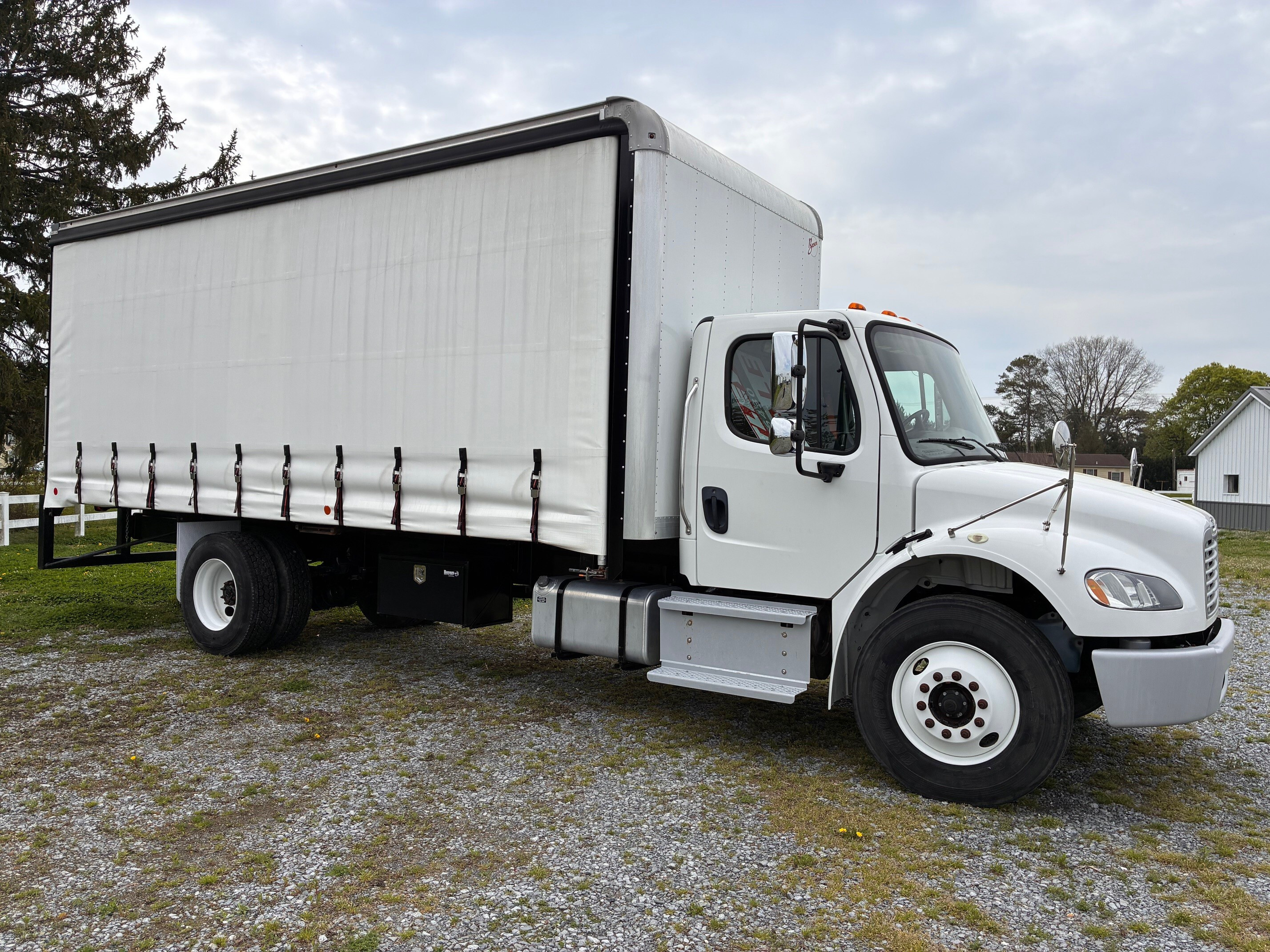 2019 Freightliner M2 in Miami, FL