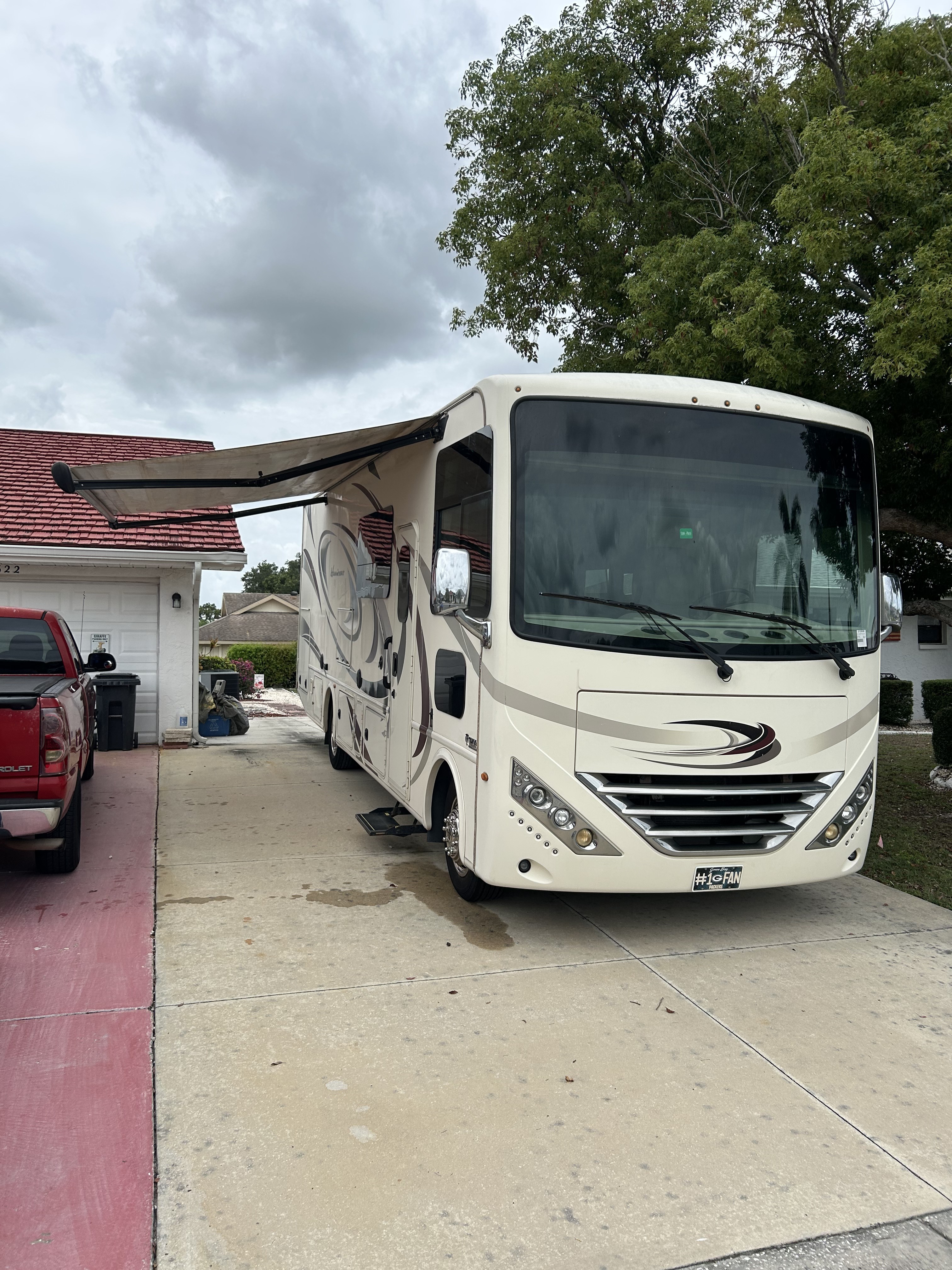 2018 Thor Motor Coach HURRICANE 29M in sun city center FL