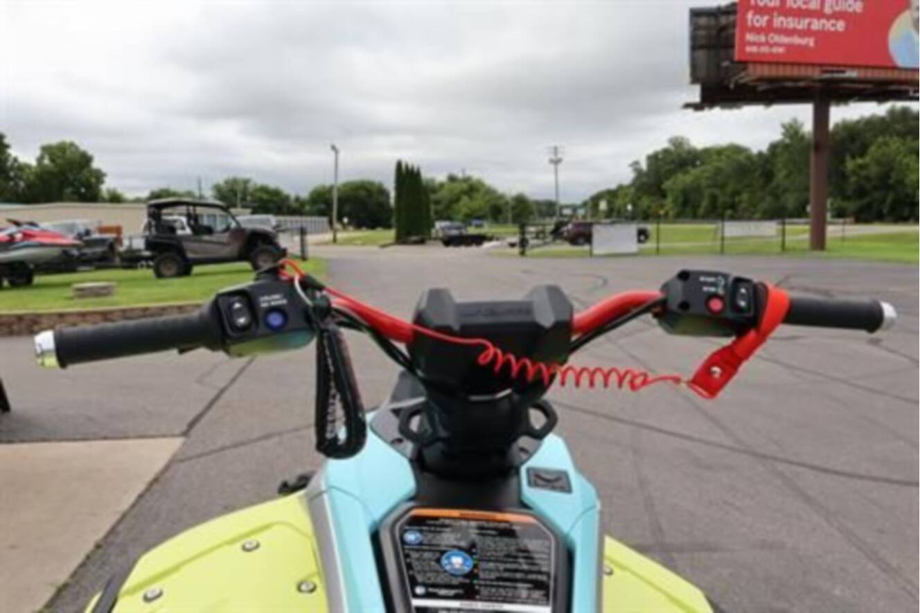 A photo of this 2025 Yamaha JetBlaster PRO 2-Up