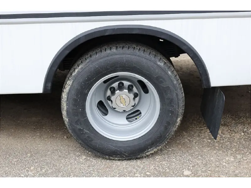 2026 CHEVROLET Express 3500