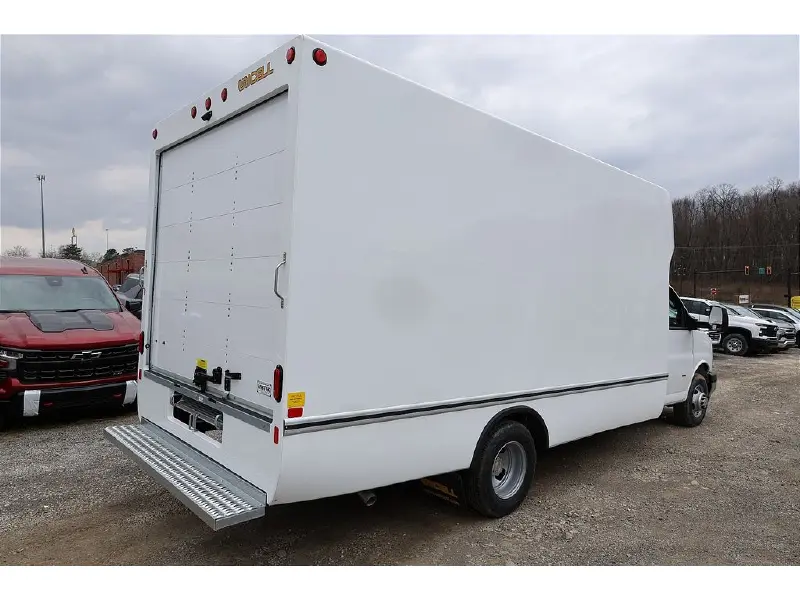 2026 CHEVROLET Express 3500