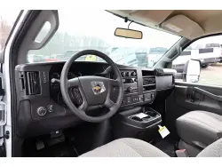 2026 CHEVROLET Express 3500