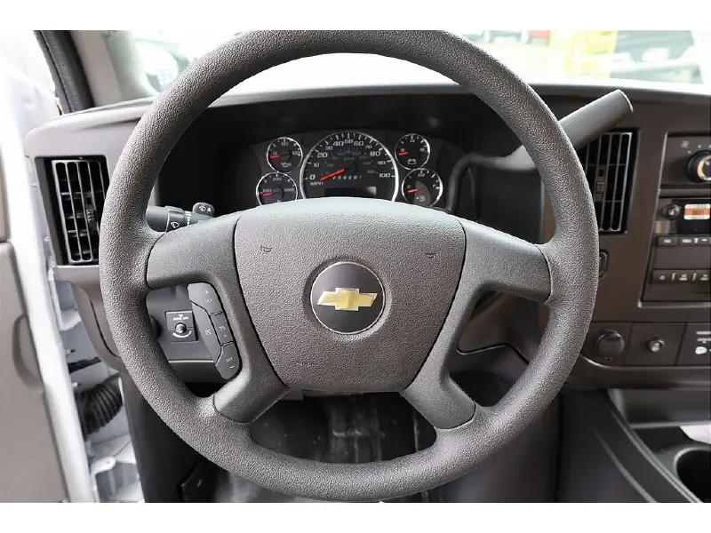 2026 CHEVROLET Express 3500
