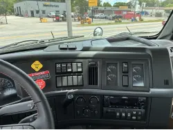2027 VOLVO VHD