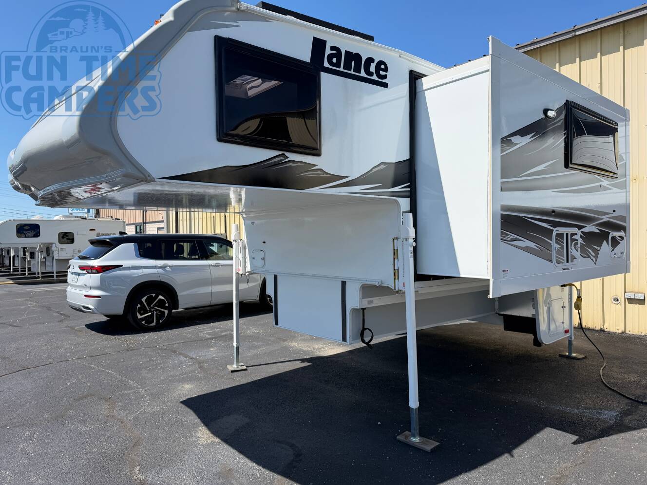 A photo of this 2026 Lance 975 TRUCK CAMPER