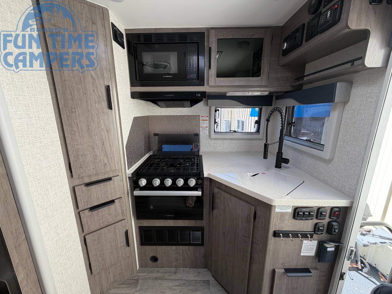 A photo of this 2026 Lance 975 TRUCK CAMPER