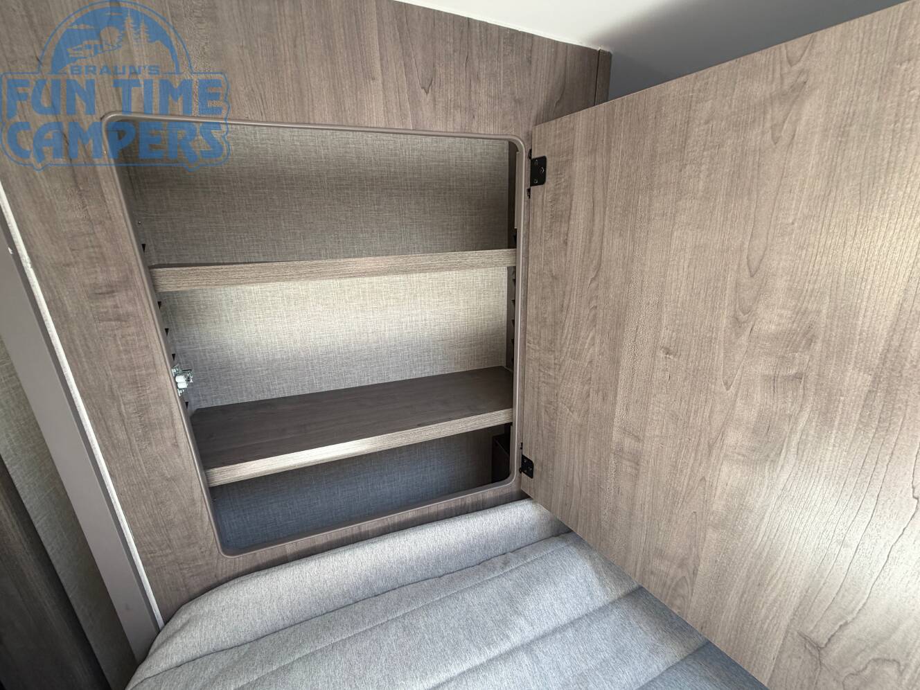 A photo of this 2026 Lance 975 TRUCK CAMPER