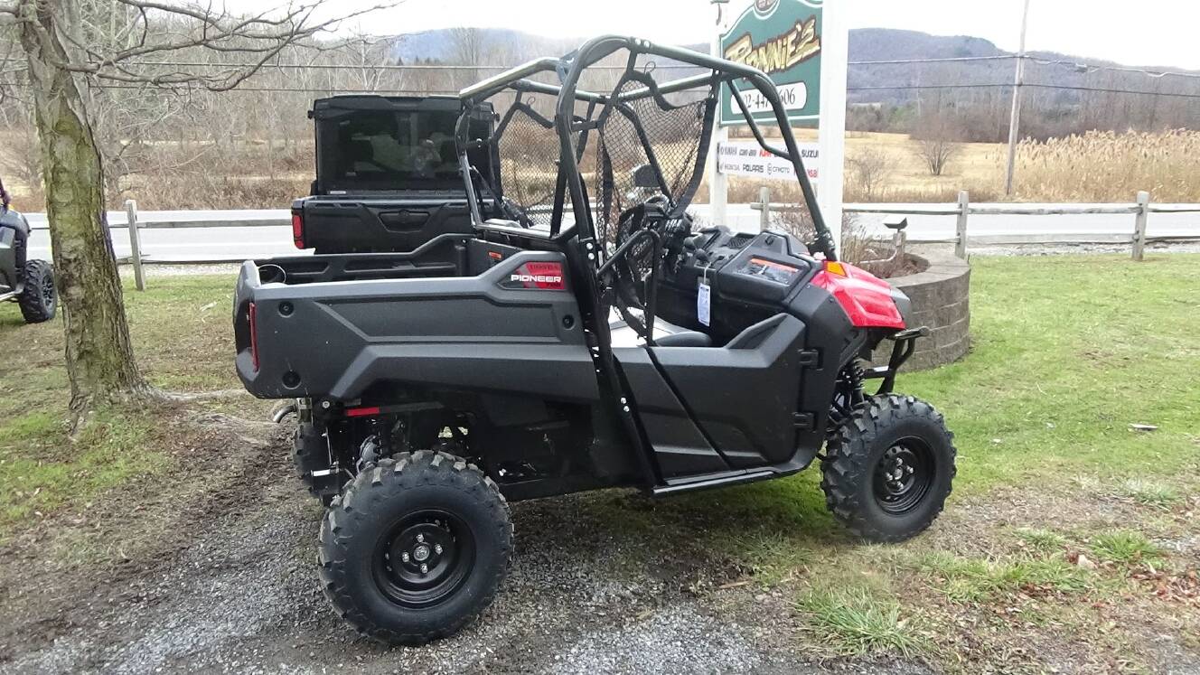 A photo of this 2026 Honda Pioneer 700