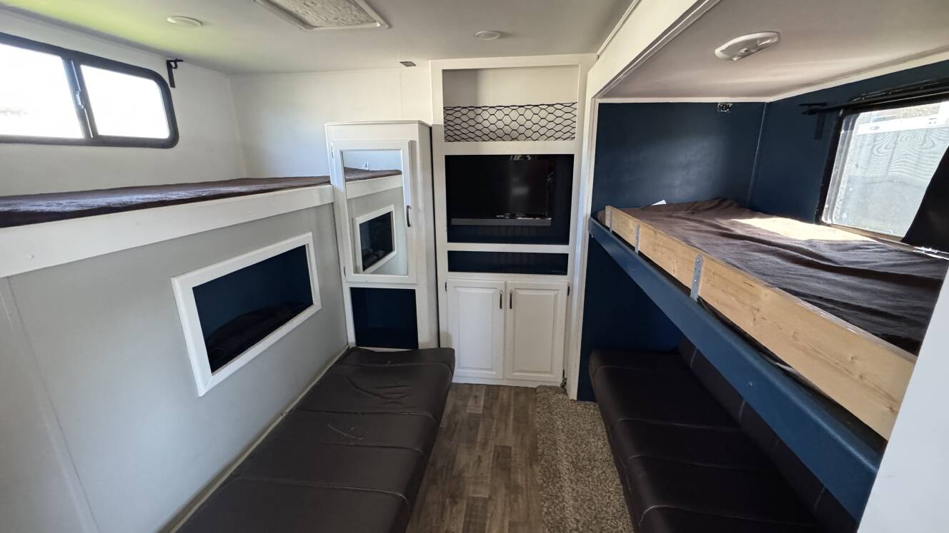 A photo of this 2016 Grand Design REFLECTION 308BHTS