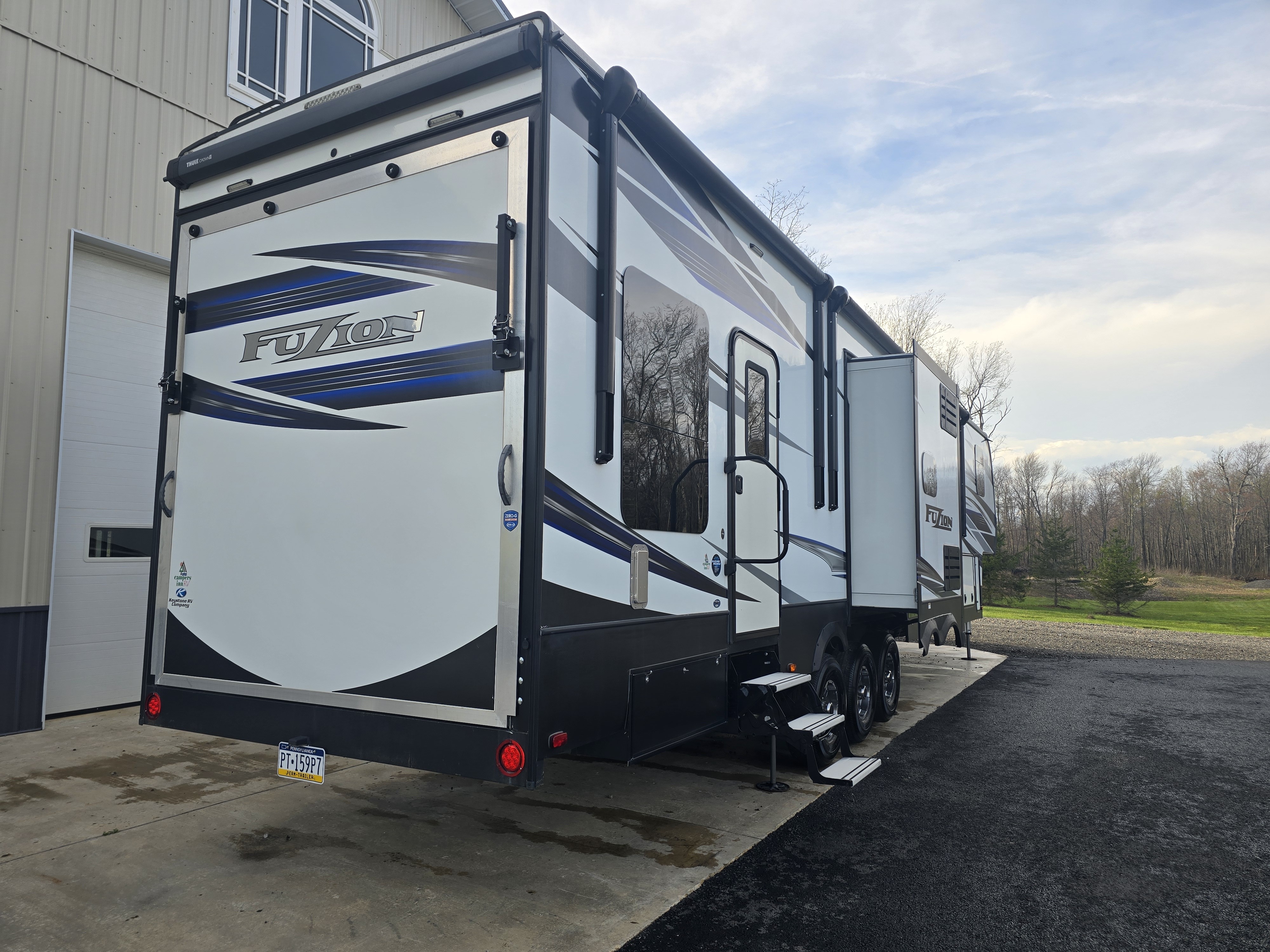 2019 Keystone FUZION 424 in berlin PA