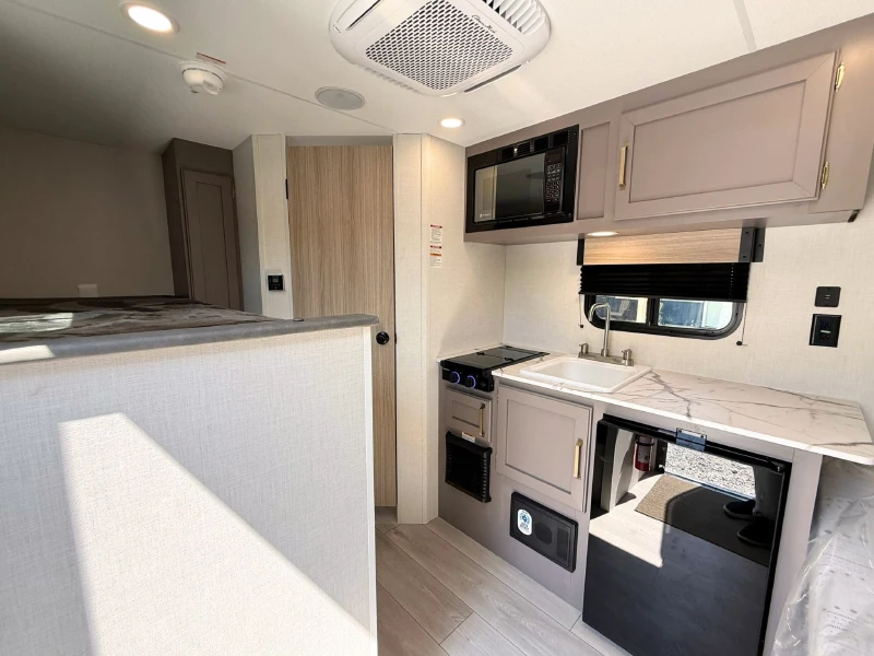 2027 KZ RV Sportsmen Classic 130BH