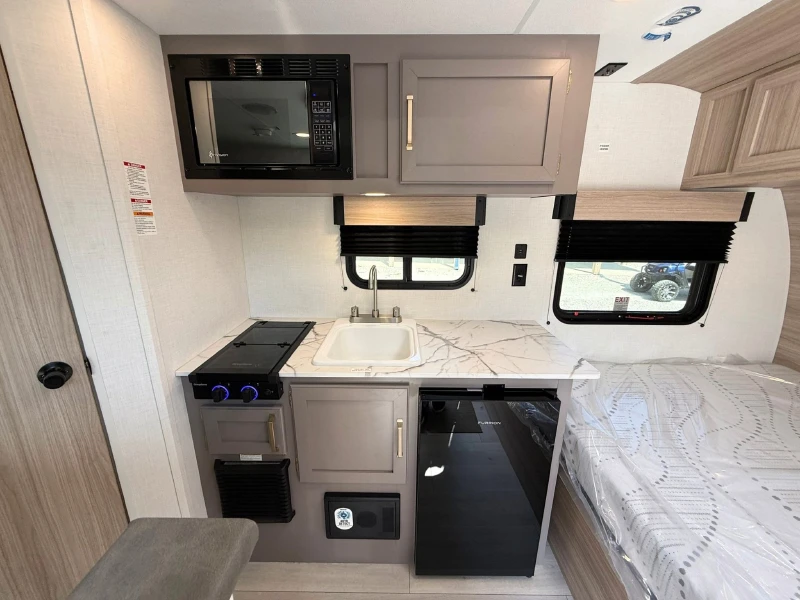 2027 KZ RV Sportsmen Classic 130BH
