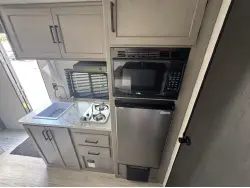 2025 KEYSTONE HIDEOUT 175BH