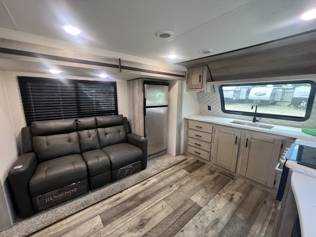 2021 K-Z Connect SE C221FKKSE in kennedale TX