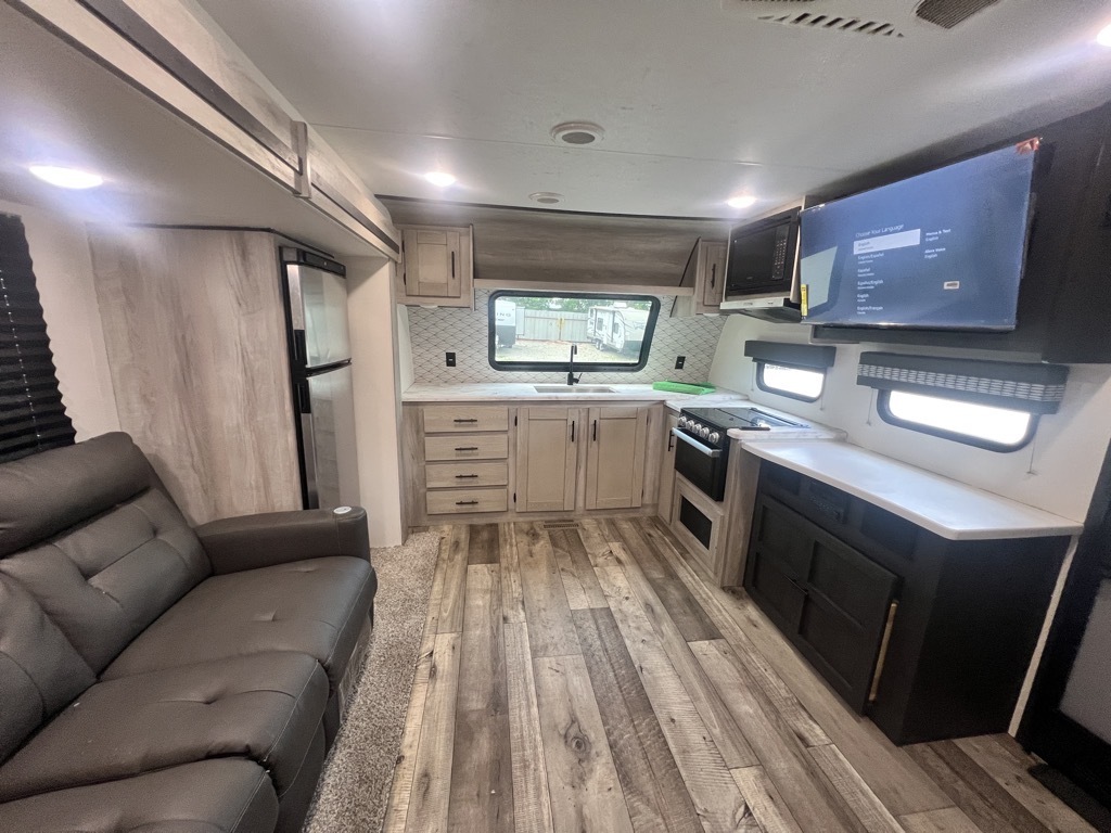 2021 K-Z Connect SE C221FKKSE RV