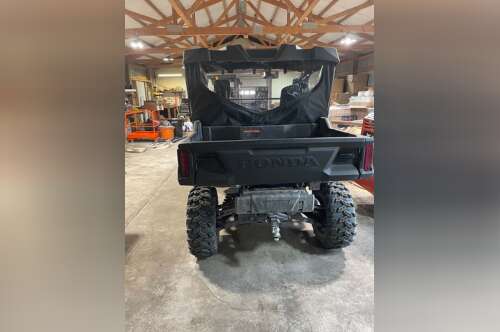 2025 Honda PIONEER 1000 EPS in fort dodge IA
