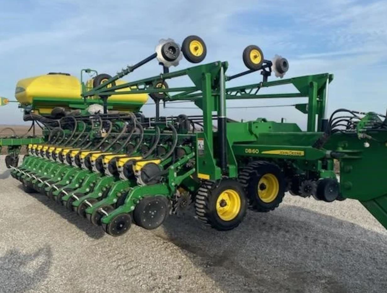 2016 JOHN DEERE DB60 in Anchor, IL