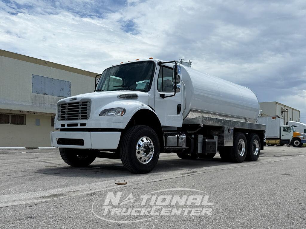 2019 FREIGHTLINER M2 in Hialeah, FL