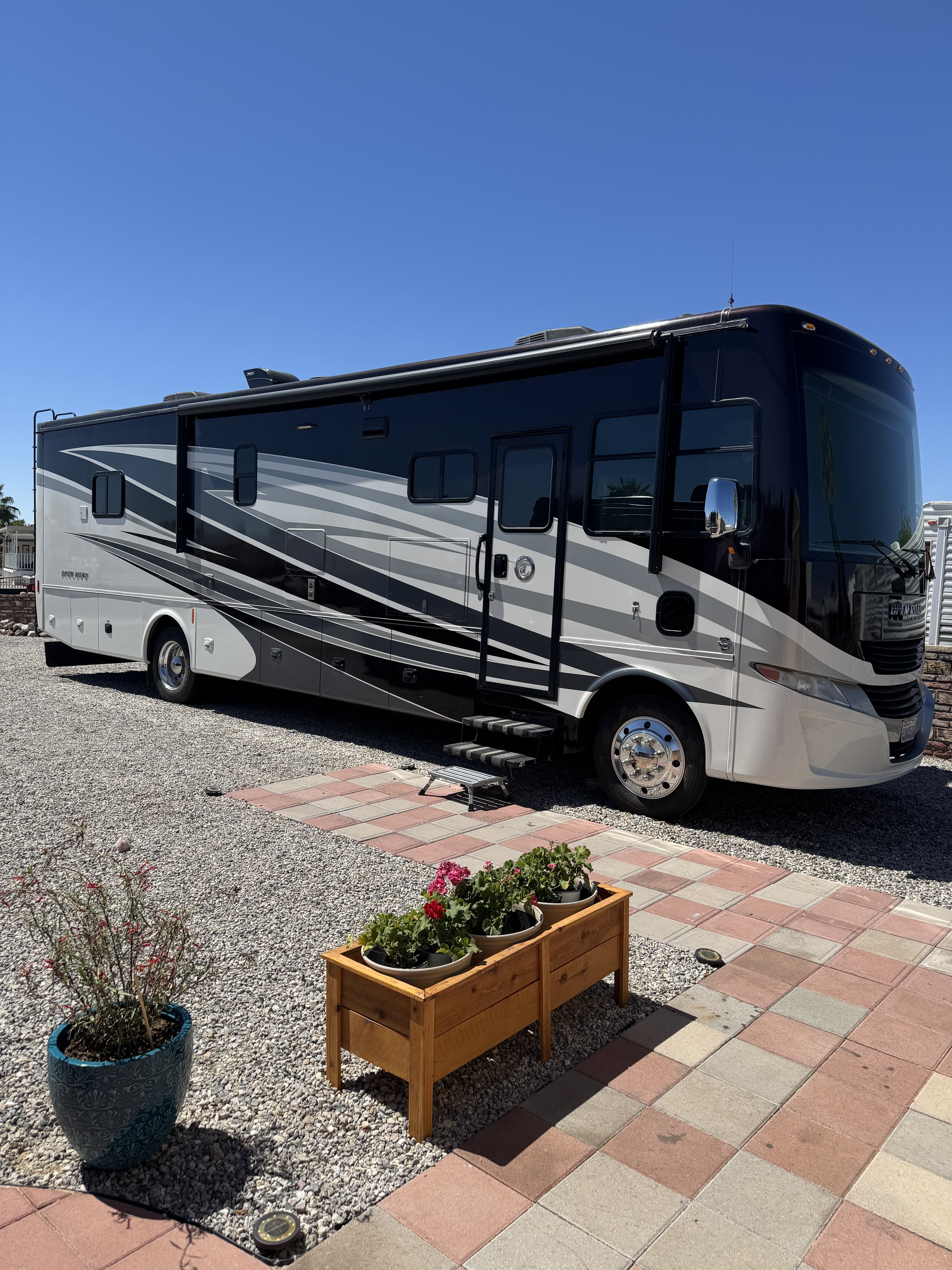 2018 Tiffin Motorhomes ALLEGRO OPEN ROAD 36 LA RV