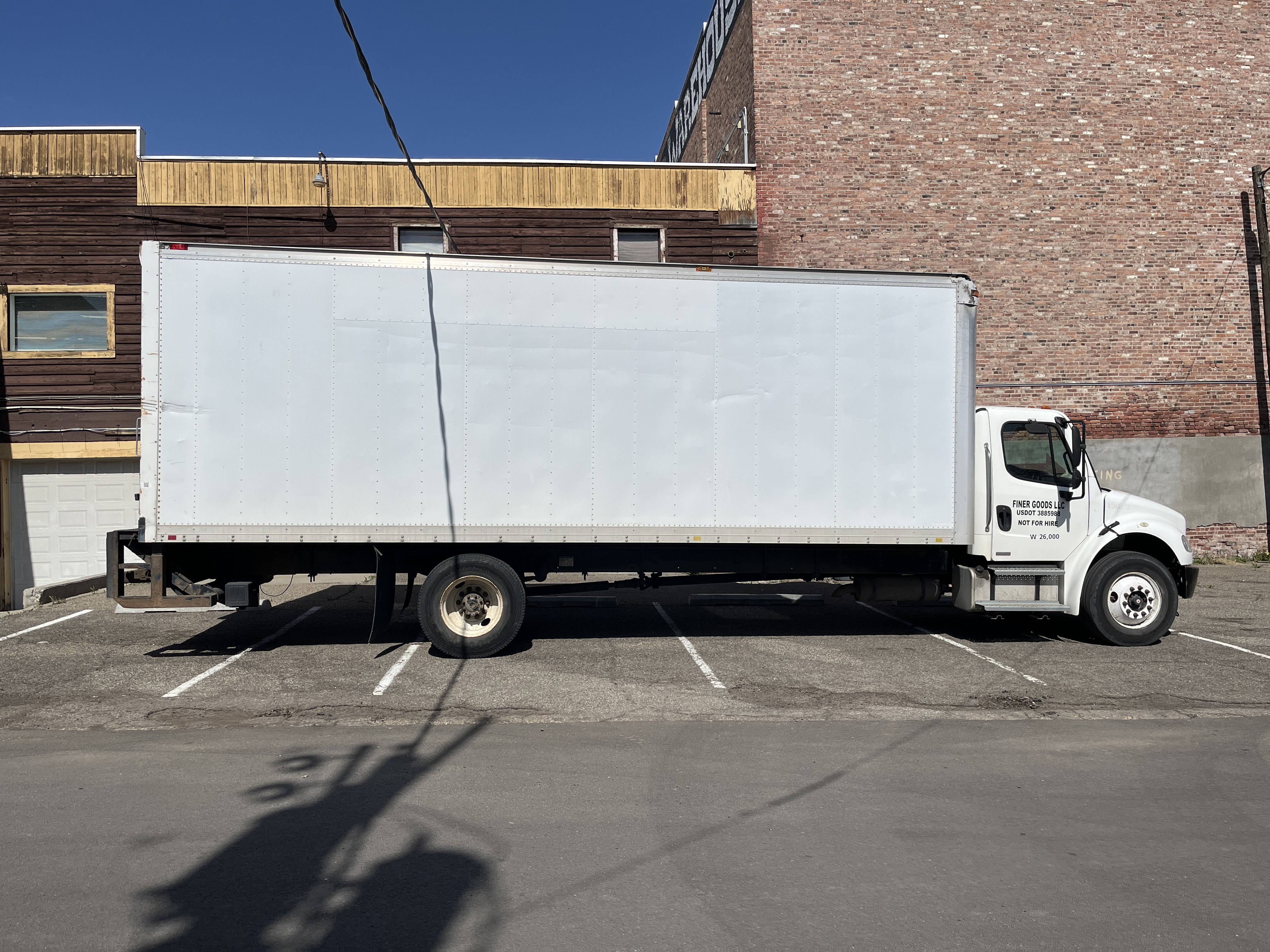 2007 FREIGHTLINER BUSINESS CLASS M2 106 in Zillah, WA
