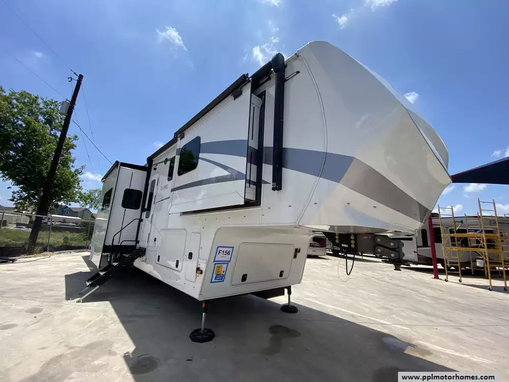 2023 The Rv Factory Luxe 48FB in new braunfels TX