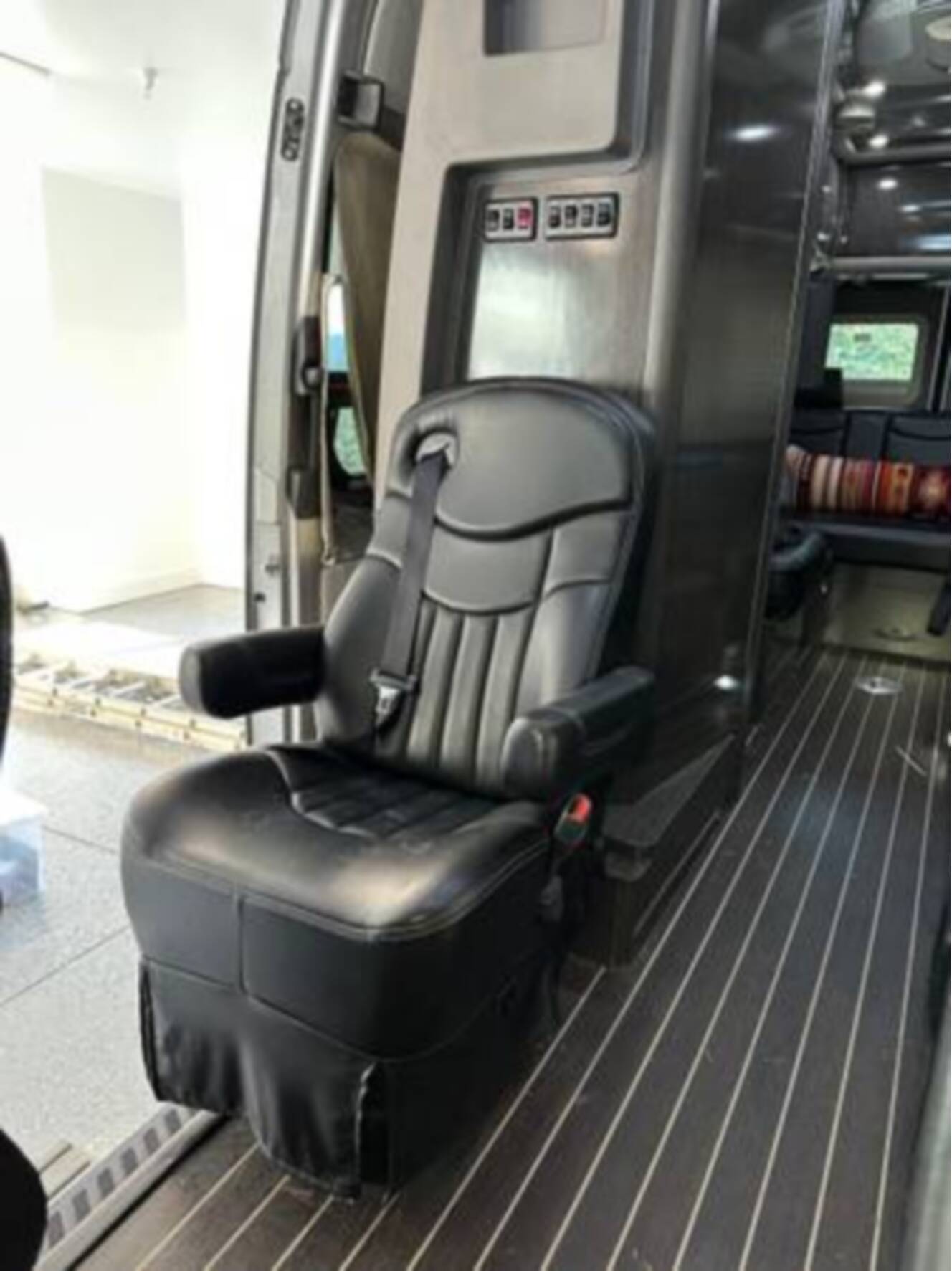 A photo of this 2015 Airstream INTERSTATE 24 LOUNGE EXT