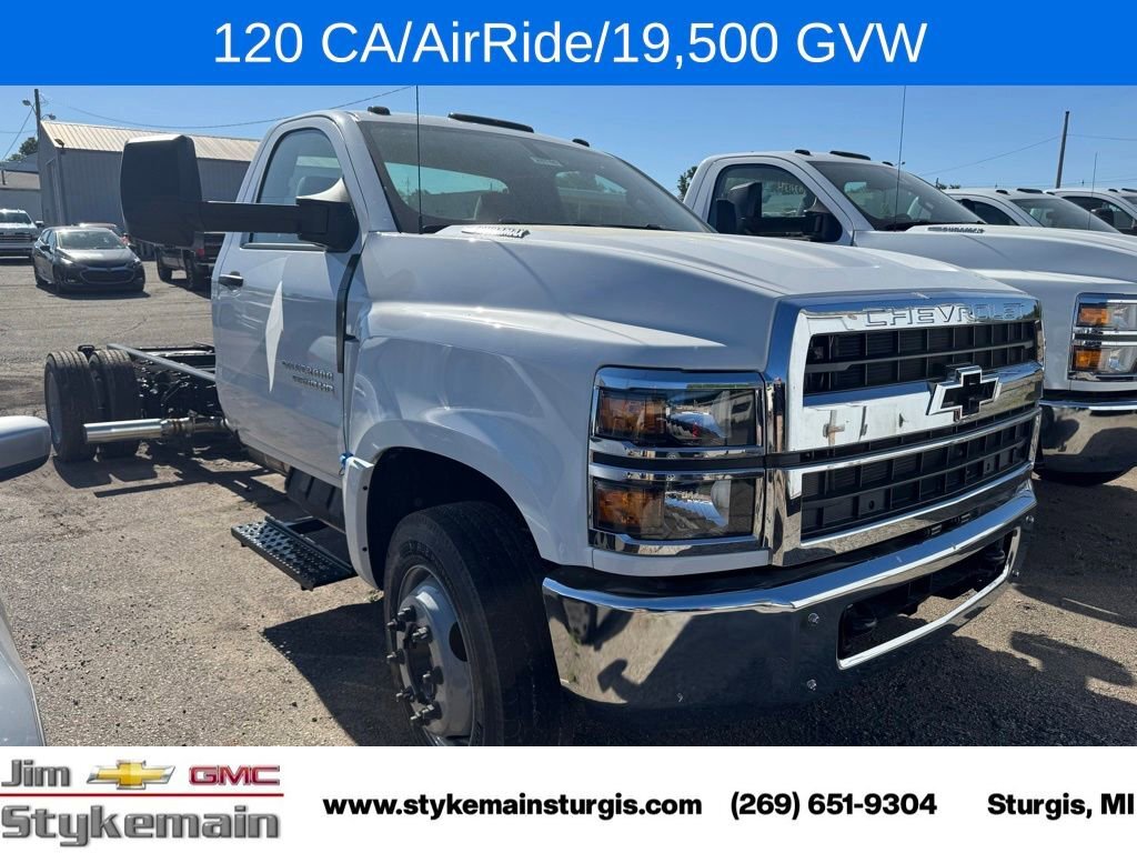 2026 CHEVROLET Silverado 5500 HD Work Truck in Sturgis, MI