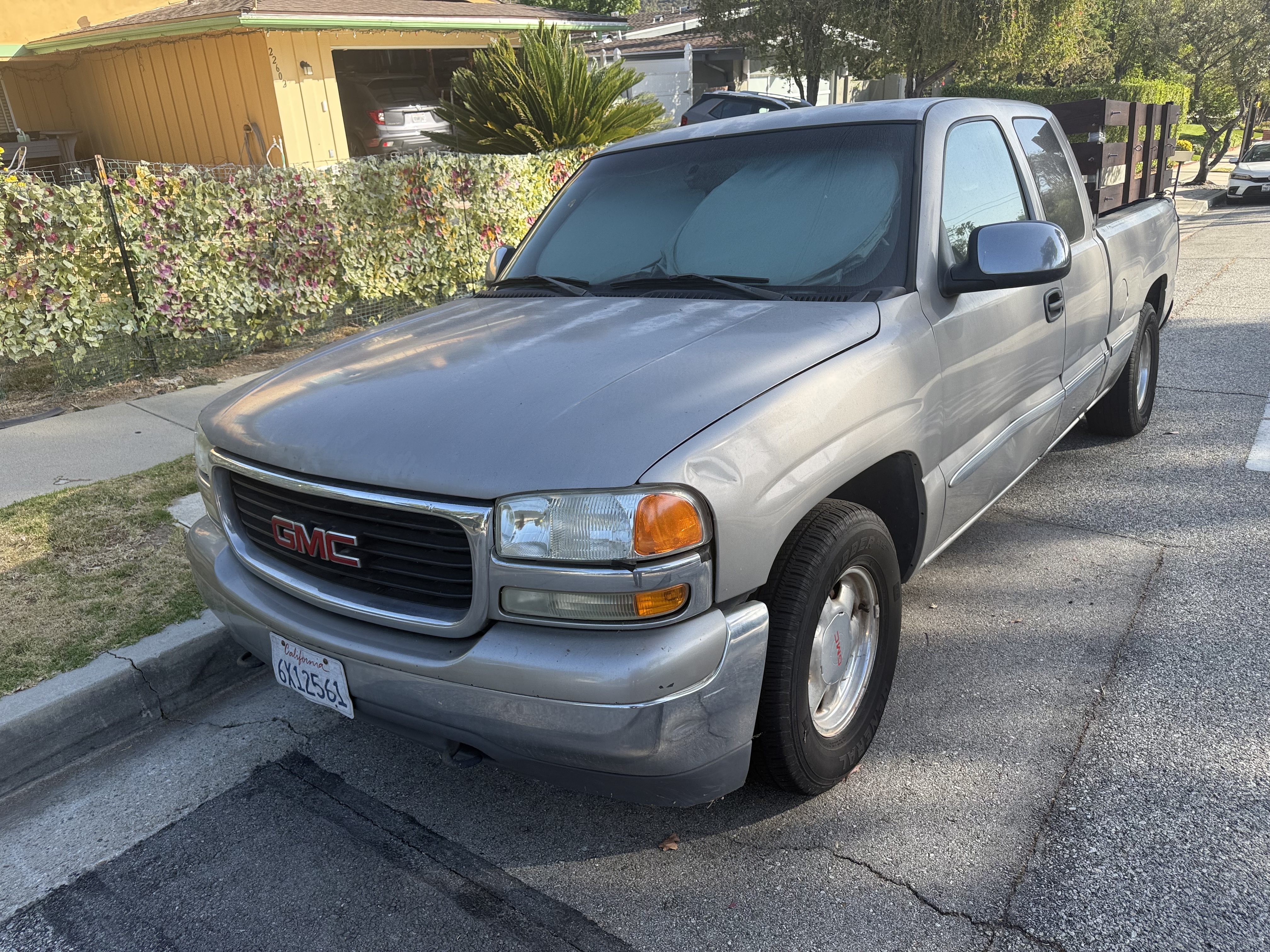 2002 GMC C1500 in Calabasas, CA