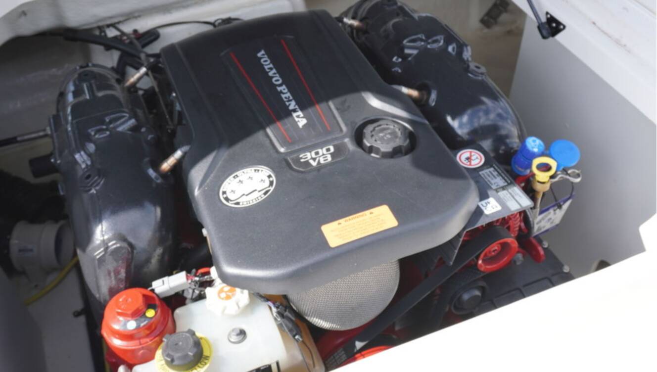 A photo of this 2023 Chaparral 23 SSi